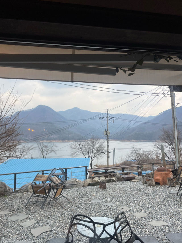 🧁🤎충주 충주댐이 보이는 한옥카페 구옥,날다