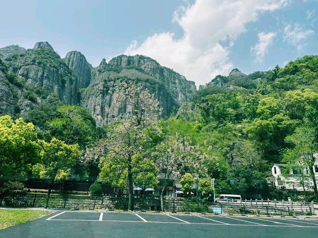 中國浙江溫州雁蕩山風景名勝區三折瀑景區旅行攻略，適合打卡拍照📸