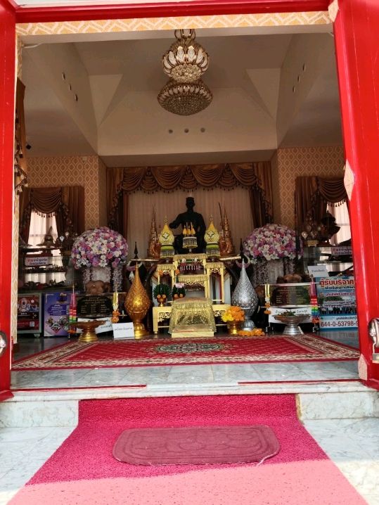 สักการะ ศาลสมเด็จพระนเรศวรมหาราช พิษณุโลก