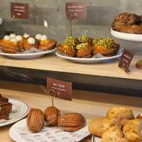 [カロスキル🇰🇷ソウル]落ち着いた雰囲気の一軒家カフェ[Cafe Gong Myoung 카페 공명 가로수길점]