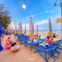 สตรีทฟู้ดริมชายหาดชะอำ