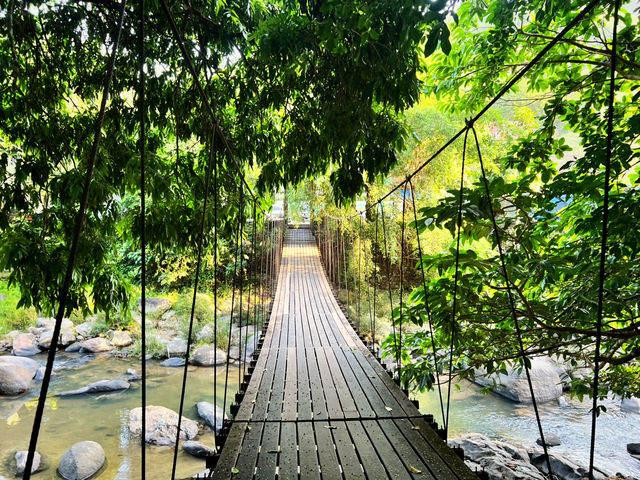 อาบน้ำแร่ แช่น้ำร้อน เมืองระนอง