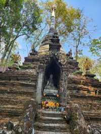 “วัดผาลาด”  เสน่ห์แห่งธรรมชาติและศรัทธาบนดอยสุเทพ