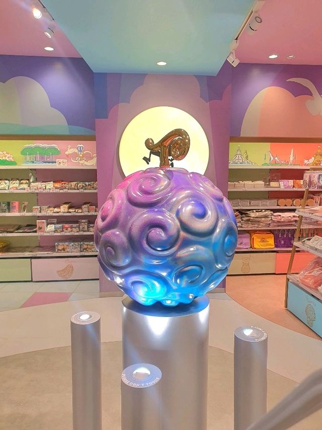 하라주쿠에 새로 생긴 원피스 굿즈샵🍭