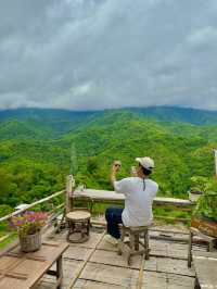 คาเฟ่ลับๆระหว่างทางที่เขาค้อ วิวสวยมาก 🍃🤍