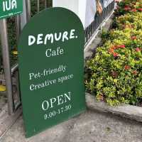 Demure cafe | อยุธยา