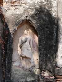 วัดเชิงท่า อยุธยา – ความสงบริมแม่น้ำกับงานศิลป์