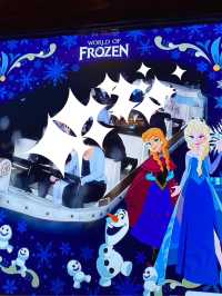 香港ディズニーのアナ雪エリアは神秘的⛄️