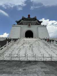 Too Hot to Handle, Too Cool to Miss. My Taipei Summer Adventure