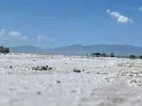 Bonneville Salt Flats – Nature’s Mirror in the Utah Desert