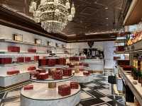 【カフェ ザッハー｜Café Sacher Wien｜本場のザッハトルテ発祥の名店🍫☕】