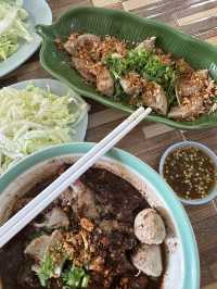 ร้านที่คิวเยอะมากก🍜