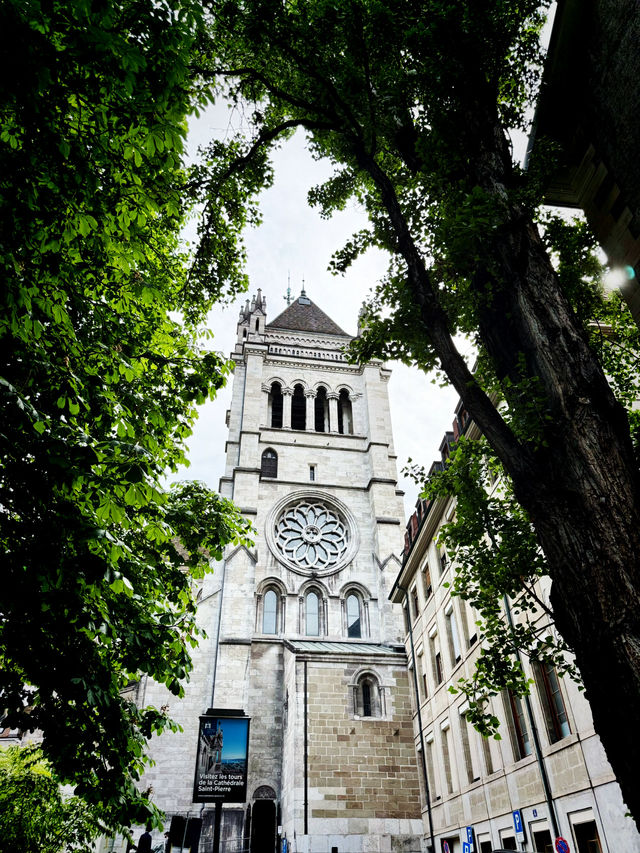 Spiritual Majesty with a View – A Must-Visit in Geneva’s Old Town