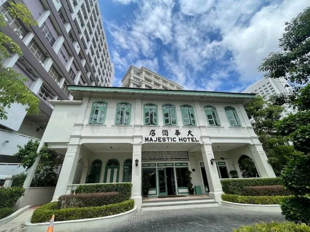 “The Majestic Heritage River‑Retreat”