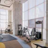 Urban Sophistication Meets Tranquil Comfort