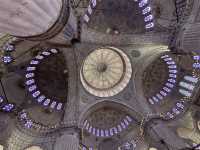 【スルタンアフメト・モスク（Sultanahmet Camii）｜「ブルーモスク」と呼ばれるイスタンブールの象徴的モスク
