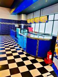 JB Food Hunt: Don't Miss Chicago Chicken City for Crispy Chicken & Global Flavors!