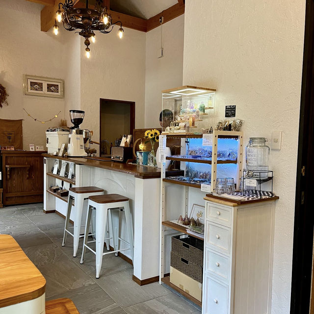 BLUE MOON CAFE（ブルー・ムーン カフェ）