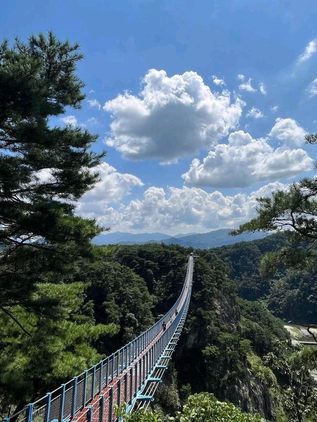 Cliff Views at Sogeumsan Ganhyeon Resort 