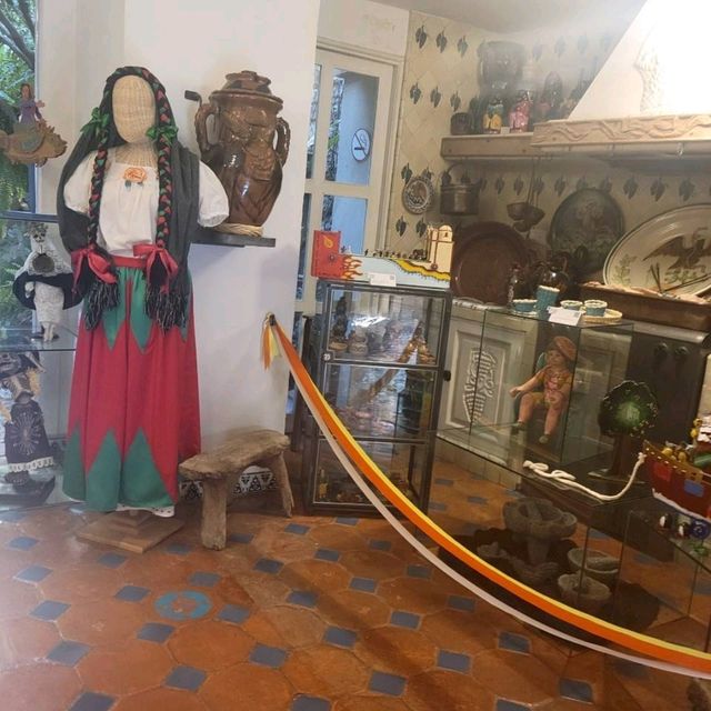 【サンミゲルデアジェンデ】Museo La Esquina