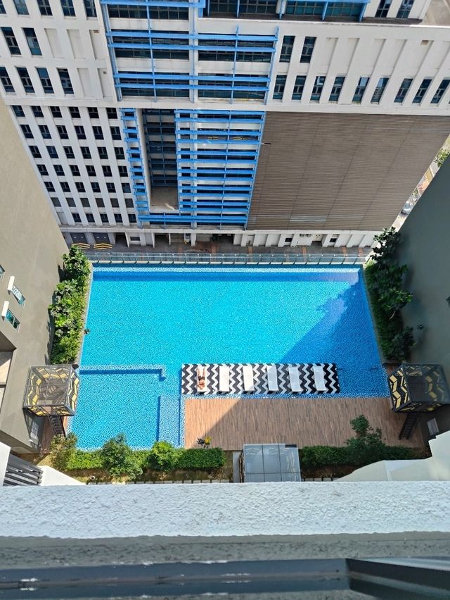 Poolside Peace and City Views: Alinea Suite Review