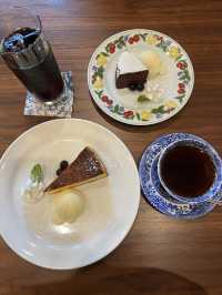 「旅先でしか食べられない“土地の味”って、どうしてあんなに心に残るんだろう。」