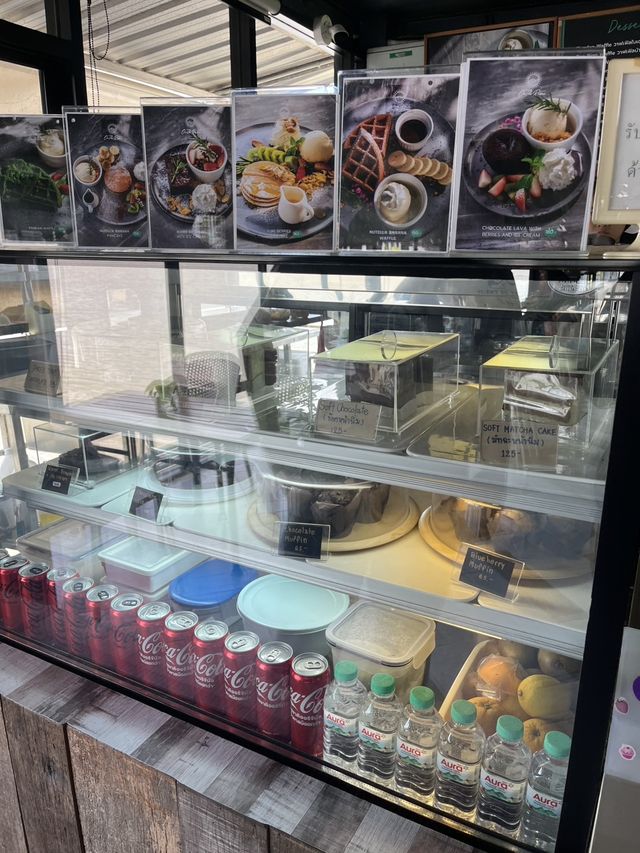 On The River Cafe ปทุมธานี