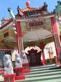 Tin Hau and Kwun Yum Statues.