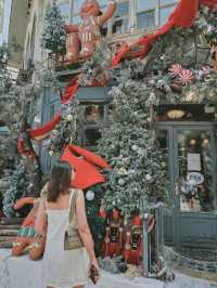 B-Story Café – Christmas Wonderland in the Heart of Bangkok 🎄🇹🇭