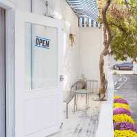 Respirer Bakery Cafe