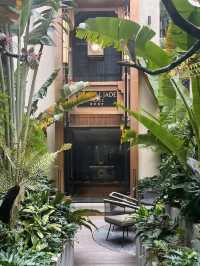 MOJO Café & Bistro offers a laid-back,