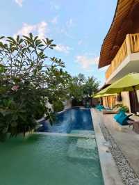 🌞 Early Morning Serenity at Sunshine Bali’s Forest-Flanked Pool