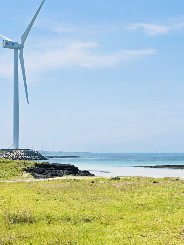 A Peaceful, Untouched Coastal Escape