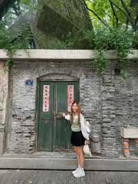 เดินย้อนวันวานที่ Qinghefang
