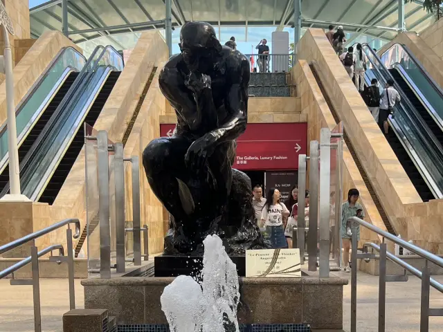 Festive Walk: A Vibrant Promenade at Resorts World Sentosa