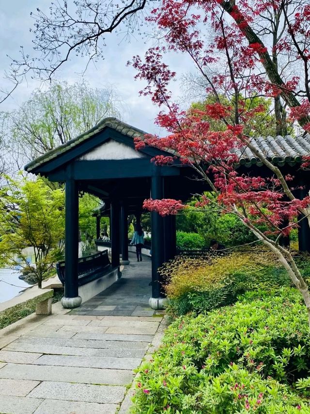 Where China’s Red Revolution Set Sail – A Lakeside Sanctuary of Politics & Poetry