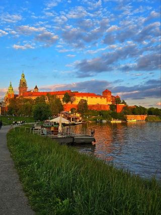 Vistula River Boulevards – Warsaw’s Vibrant Riverside Escape 🌊🇵🇱