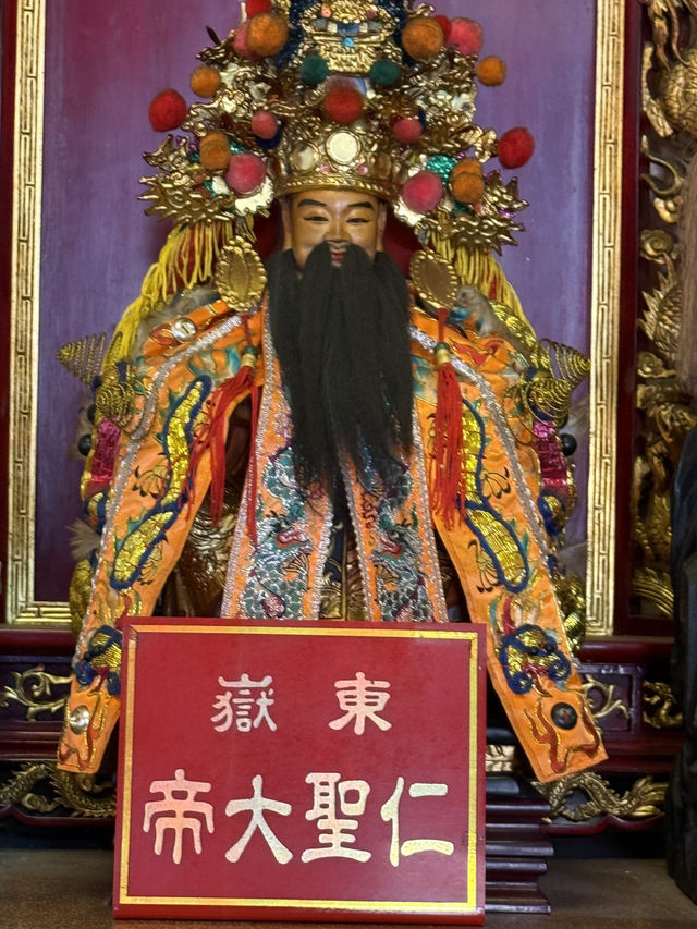 《香煙裊裊、古樑沉靜，宜蘭昭應宮以兩百年時光，見證城市變遷，也庇佑世代安穩》