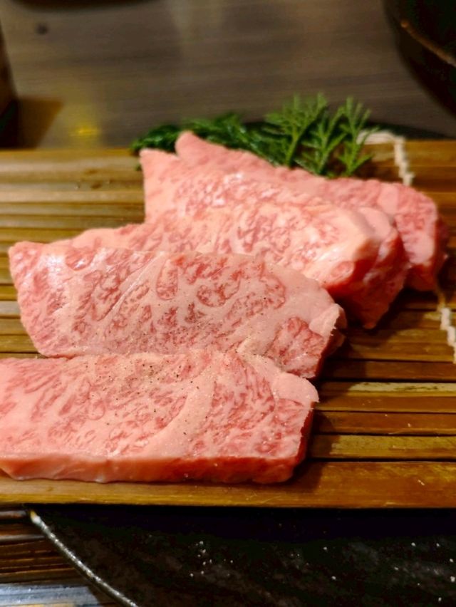 เงินพันต้นๆ ก็กินบุฟเฟต์เนื้อวากิว A5 ได้ 🥩✨