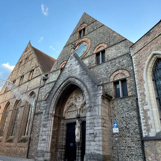 Minnewater – Bruges’ Lake of Love