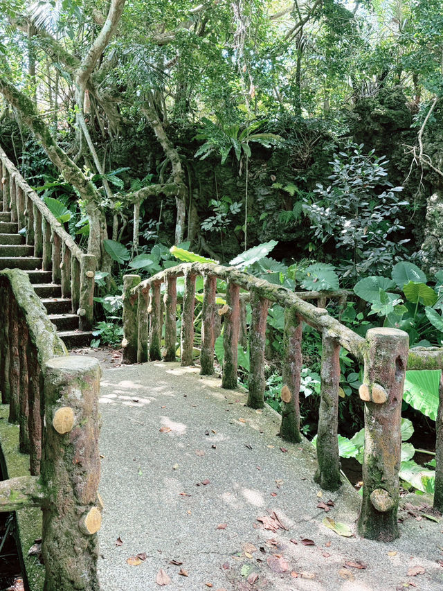 綠島觀音洞｜石觀音的靜默慈容，海島聖境裡的一段清涼心旅