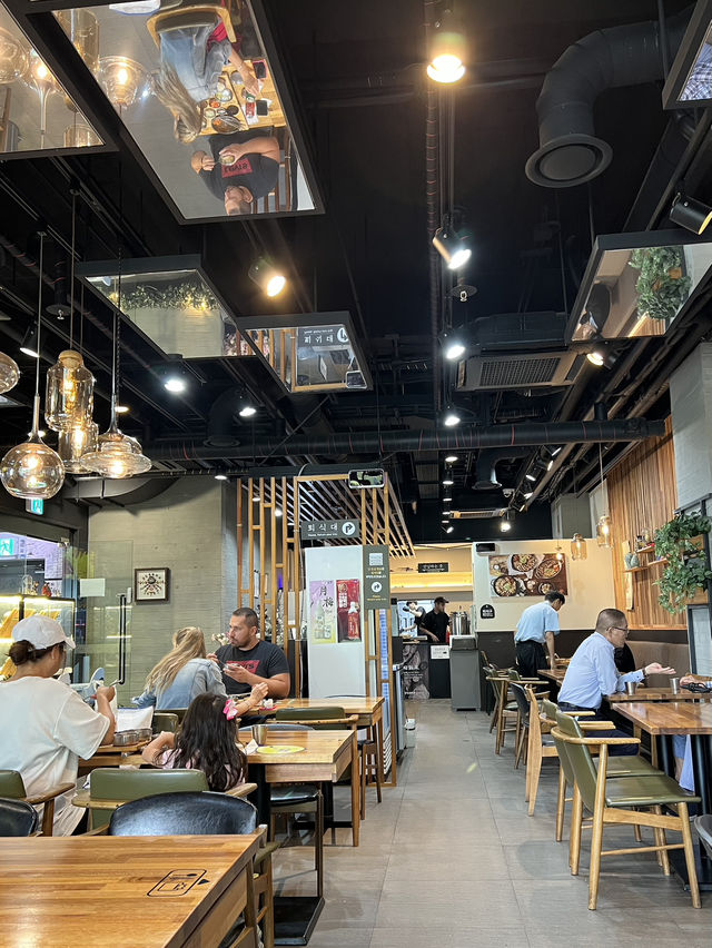남산타워 안의 맛집 육첩반상🍲🥢