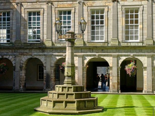 Palace of Holyroodhouse Palace of Holyroodhouse