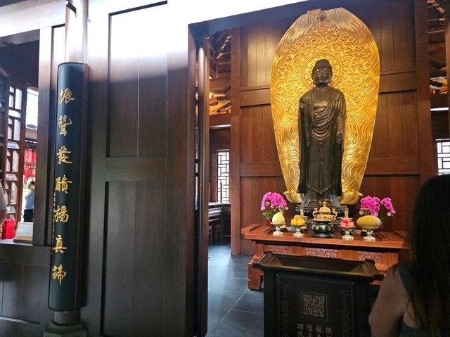 วัดพระหยก (Jade Buddha Temple)