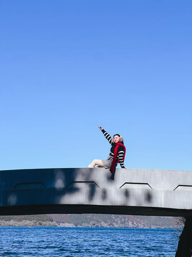 Hakone juga bersalju? udah coba datang pas Winter belum