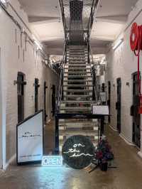 On The Hill: คาเฟ่คุกเก่าใจกลาง Central 🌁