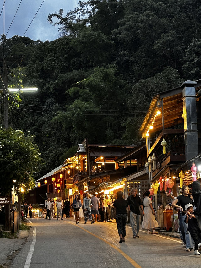 Mae Kampong Village, nestled in the hills of Chiang Mai Mae Kampong Village, nestled in the hills of Chiang Mai