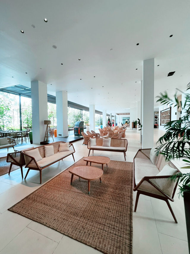 “Roxy Beach Apartment: Perfect Staycation by the Sea” 