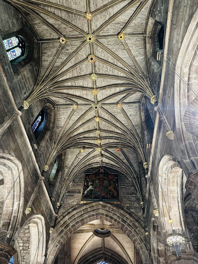 🏴󠁧󠁢󠁳󠁣󠁴󠁿愛丁堡必到景點📍聖吉爾斯大教堂⛪️