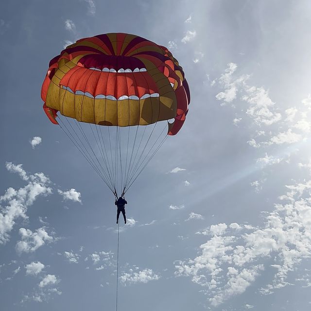 Parasailing in Pakistan Parasailing 😬🤯
